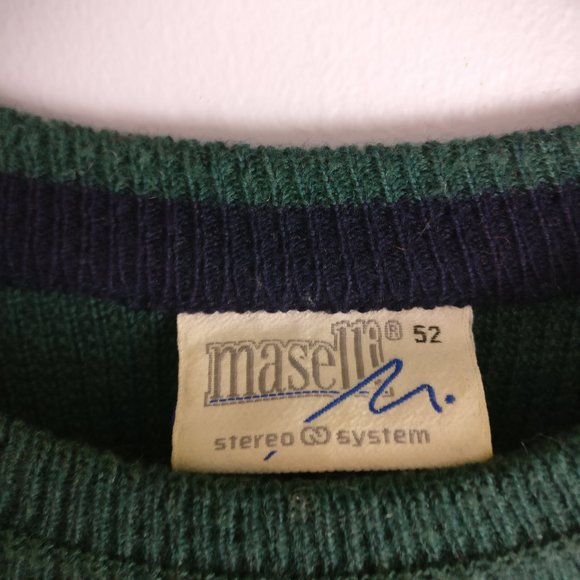 Double Faced Green Sweater Mde in Austria 100%Merino Wool upper 100%Cotton inner - Picture 3 of 8